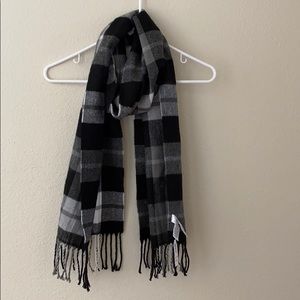 Plaid scarf